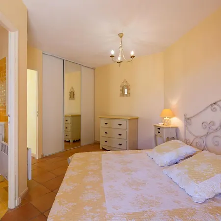 La Figuiere By Interhome *