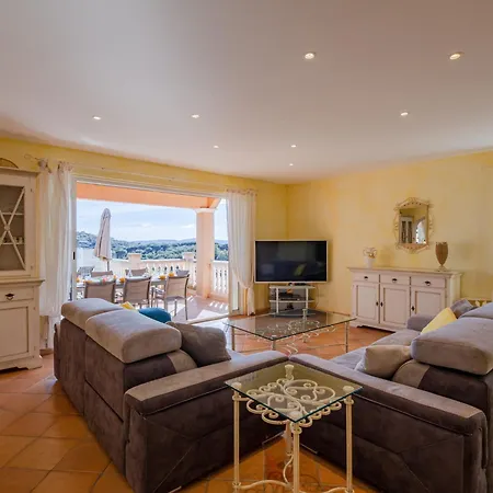 La Figuiere By Interhome Vila